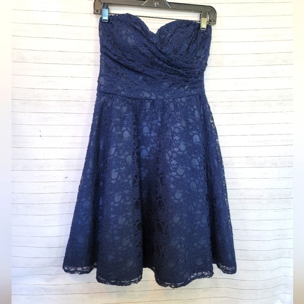 MARINA NAVY BLUE LACE SLEEVELESS COCKTAIL DRESS, SZ 4
